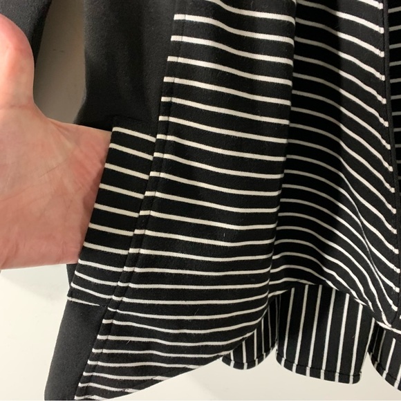 2/$35 Chico’s Black White Striped Drape Blazer - Picture 4 of 14